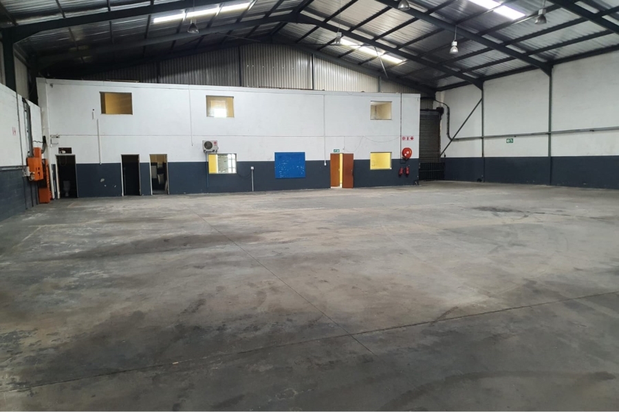 To Let commercial Property for Rent in North End Eastern Cape